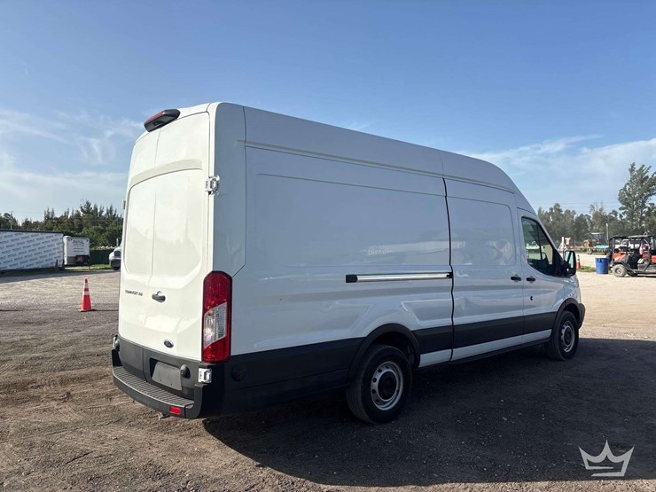 2019-ford-transit-image-3