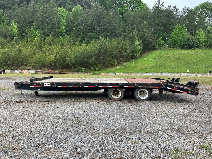 #4001-•-2008-towmaster-25'-trailer-image-2