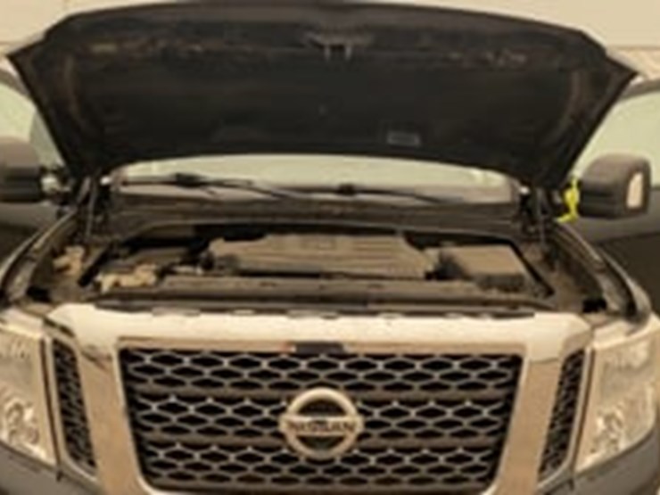 2017-nissan-titan-image-9