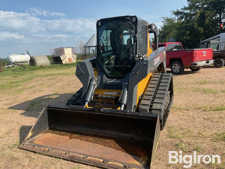 2012-deere-333d-image-2