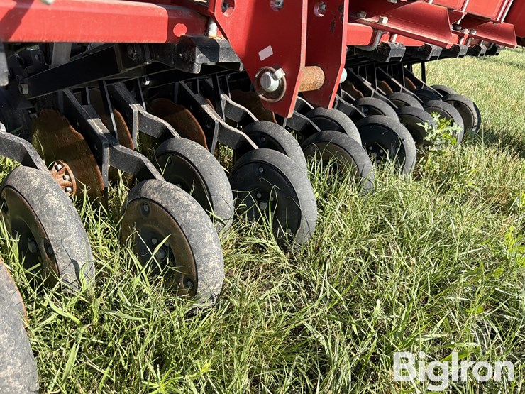 2008-krause-5200m-20-pro-system-minimum-till-precision-grain-drill-image-15