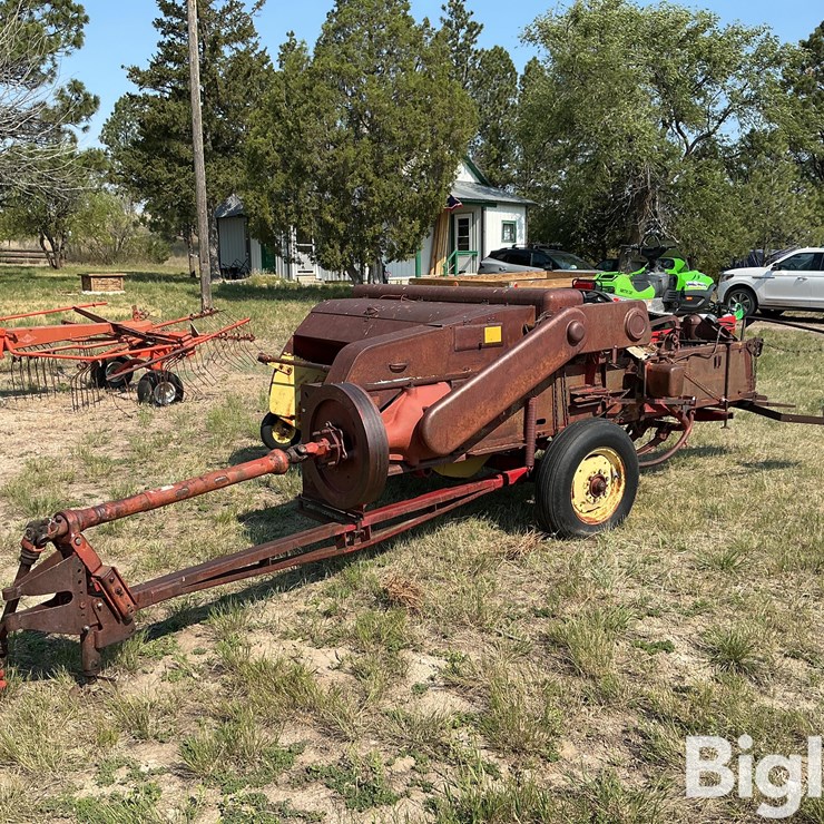 NEW HOLLAND 68