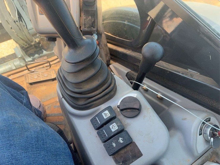 deere-30g-image-19