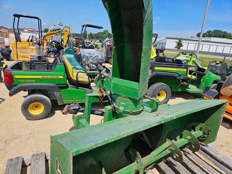 john-deere-676-image-8