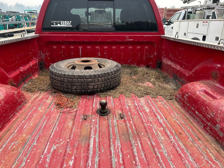 2005-dodge-ram-3500-image-18