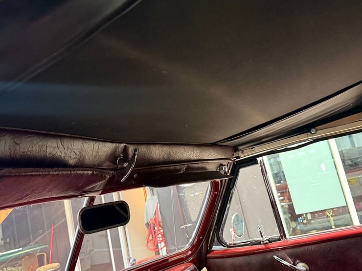#1880-•-1947-plymouth-deluxe-convertible-image-52