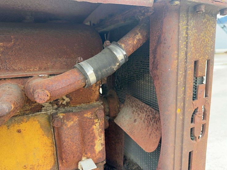 holt-caterpillar-image-12