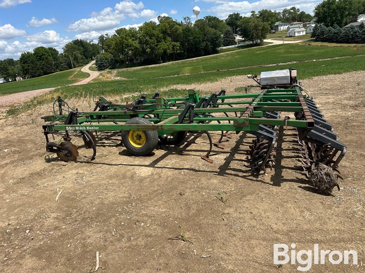 john-deere-550-image-8