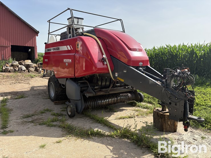 2014-massey-ferguson-2250-image-3