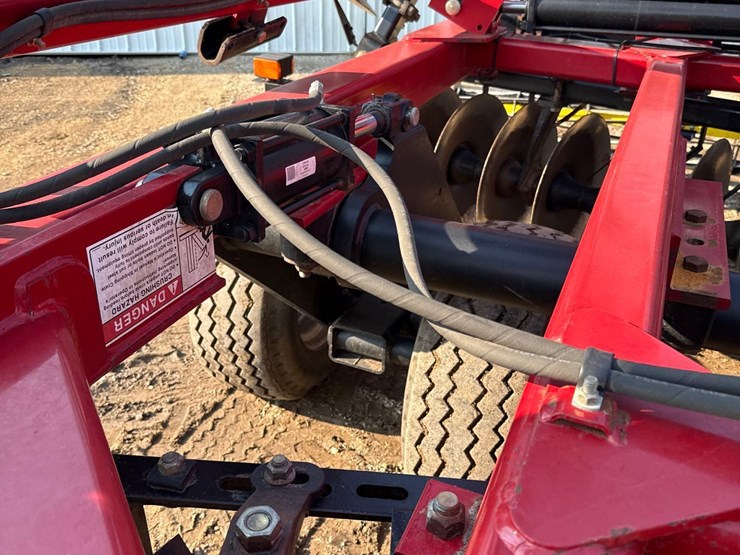 2012-case-ih-370-image-47