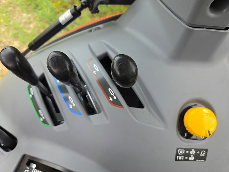 kubota-m4d-071-image-69