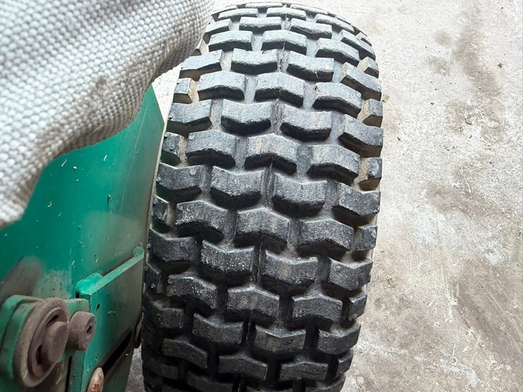 #4058-•-lesco-renovator-20-walk-behind-slit-seeder-image-34