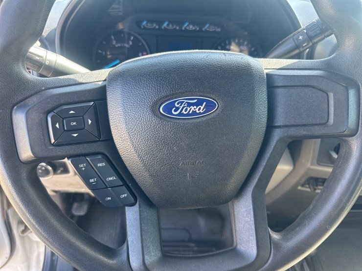 2019-ford-f550-image-30