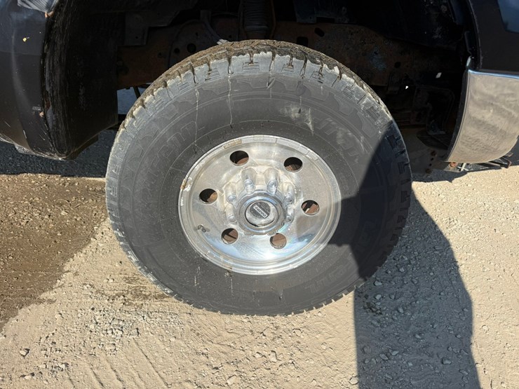2002-ford-f250-image-37