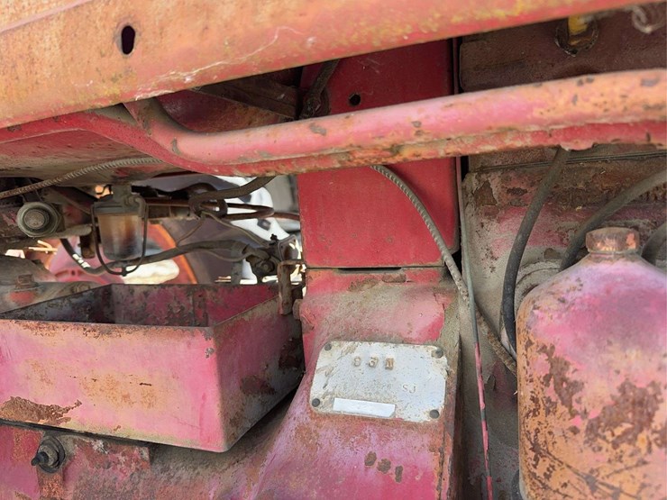 farmall-300-gas-image-14