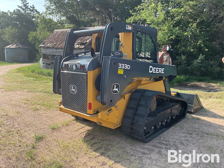 2012-deere-333d-image-5