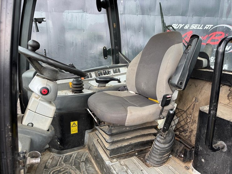 2008-jcb-406-image-20