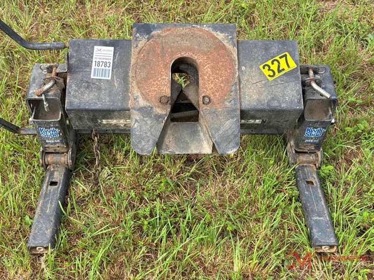 reese-kwik-slide-fifth-wheel-hitch-image-5