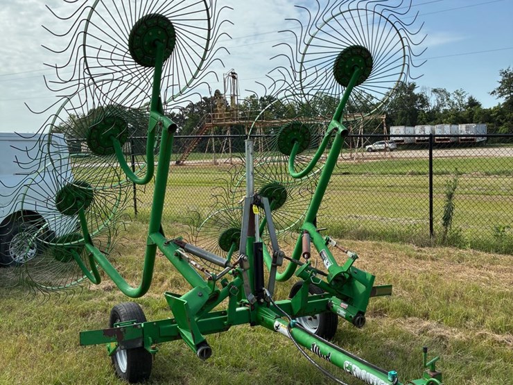 #20266-•-frontier-hay-rake-image-1