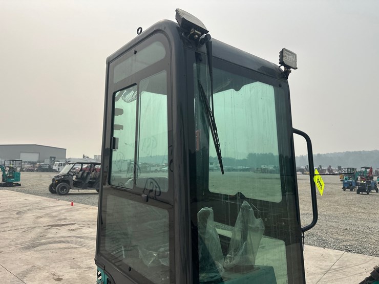 #5176-•-2026-cfg-qh13-mini-excavator-image-20
