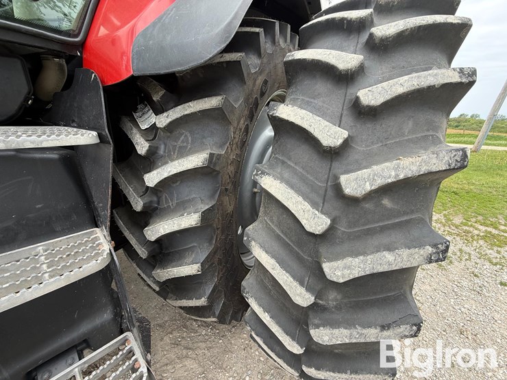 2011-case-ih-magnum-245-image-13