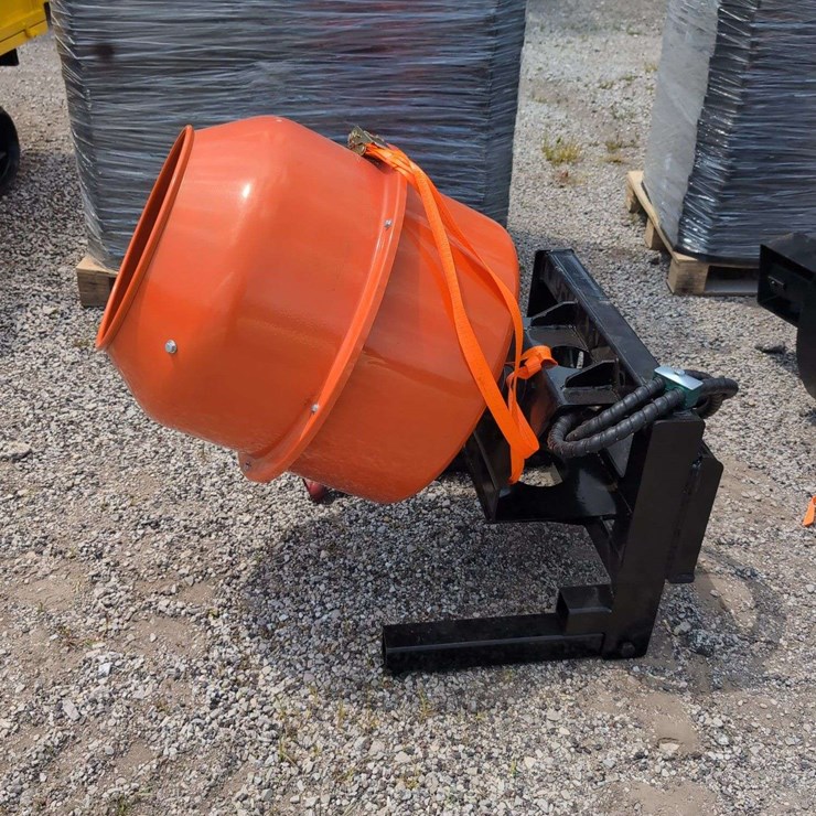 IRanch Mini Skid Steer Mixing Bucket IRLMB