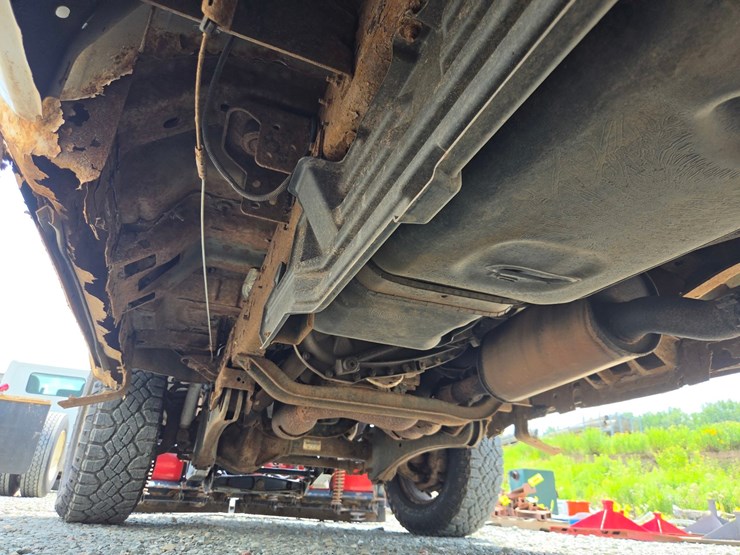 2013-ford-f350-image-32