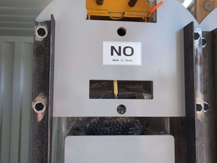 iranch-irtpl-10,000lbs-two-post-lift---grey-image-2