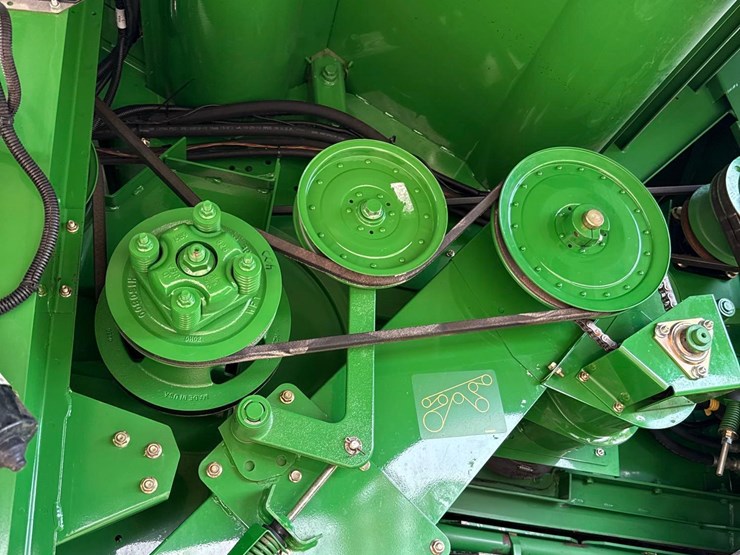 2011-john-deere-9770-sts-image-10