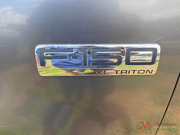 2004-ford-f150-xl-image-8