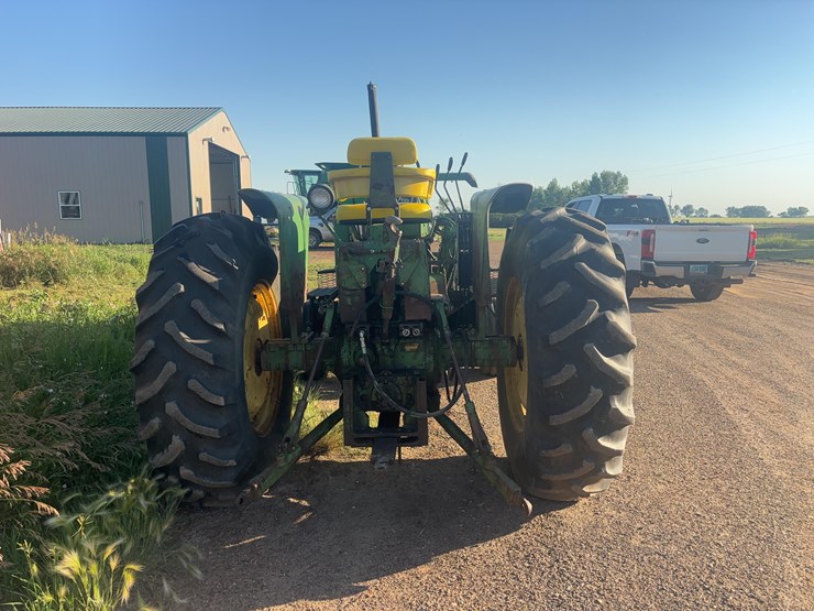 1962-john-deere-4010-image-6