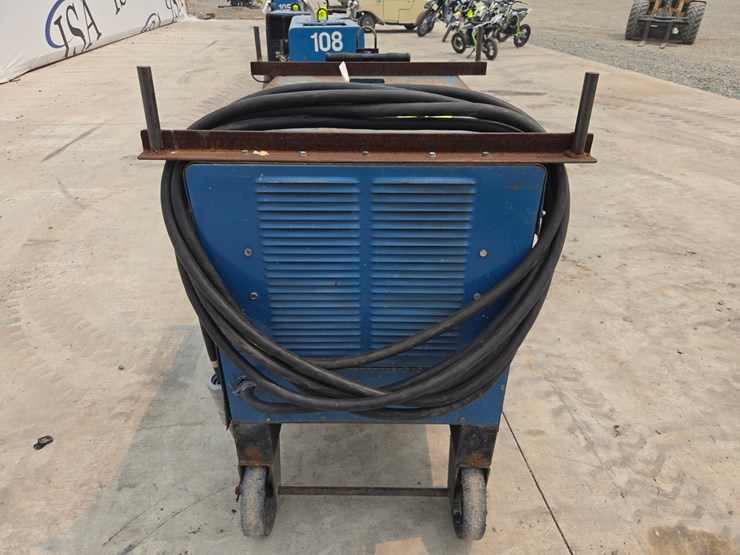 #5205-•-miller-srh-333-welding-power-source-image-6
