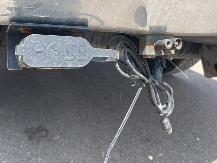 2019-chevrolet-2500-image-25