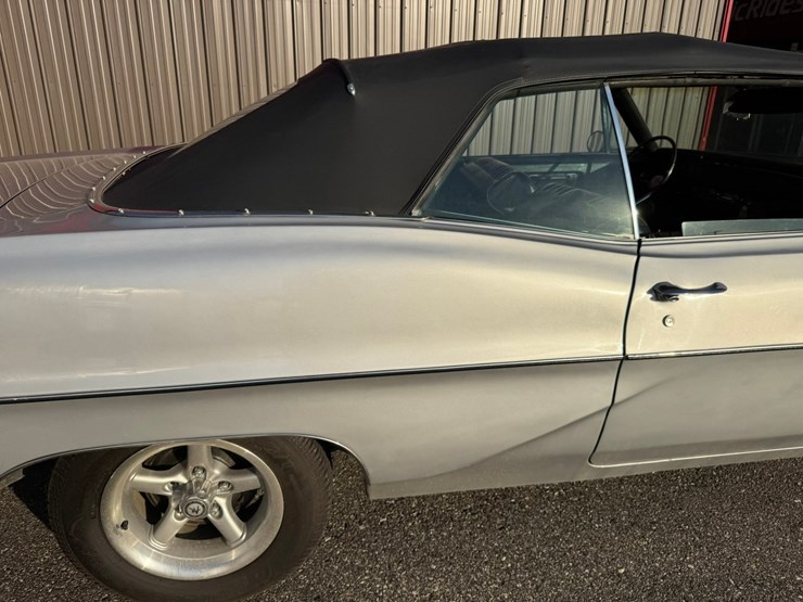 #1884-•-1968-pontiac-bonneville-image-24