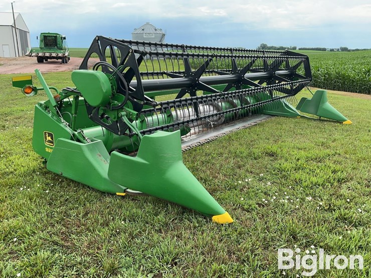 1999-john-deere-920-image-3