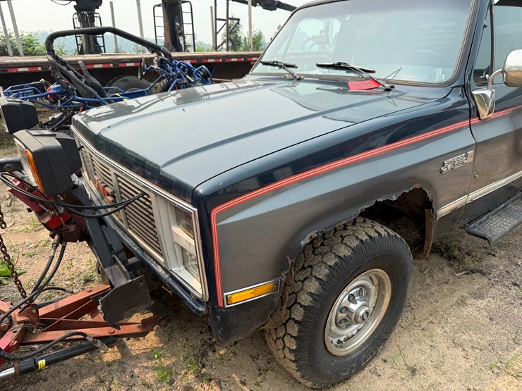 1987-gmc-suburban-image-24