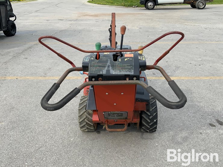 2005-ditch-witch-1230h-image-6