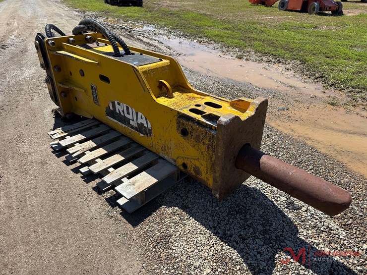 trojan-th200-hydraulic-hammer-/-breaker-excavator-attachment-image-3