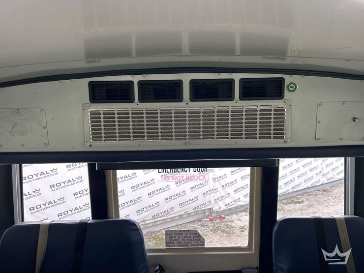 2016-freightliner-b2-image-20