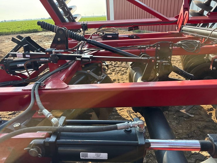 2012-case-ih-370-image-61