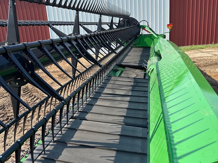 2018-john-deere-635fd-image-32