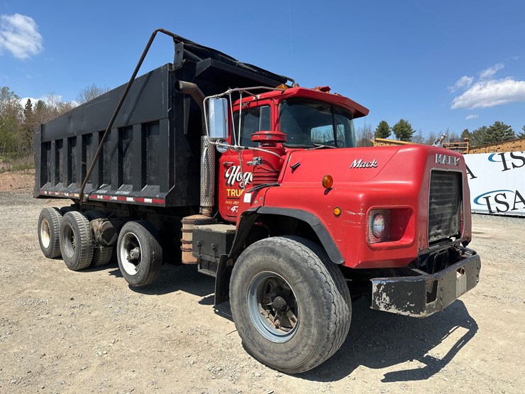 1981-mack-dm600-image-7