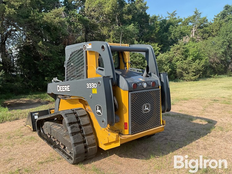 2012-deere-333d-image-7