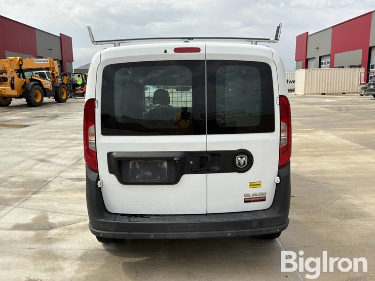 2017-ram-promaster-city-image-6