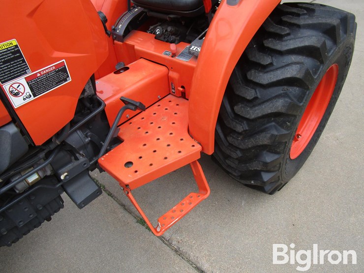 2014-kubota-l3301d-image-11
