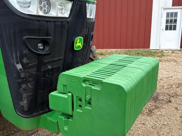 2014-john-deere-8320r-image-17