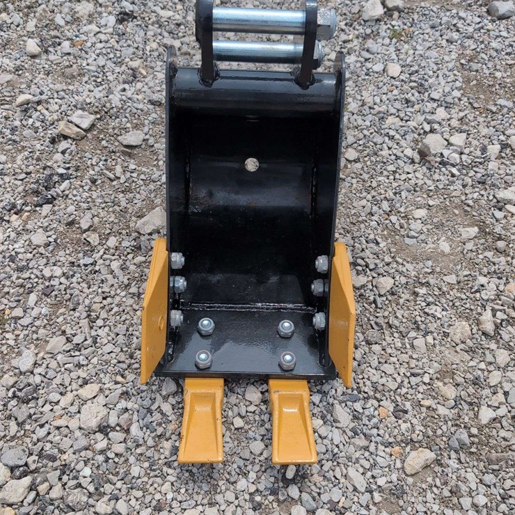 I Ranch Mini Excavator 20CM tooth Bucket