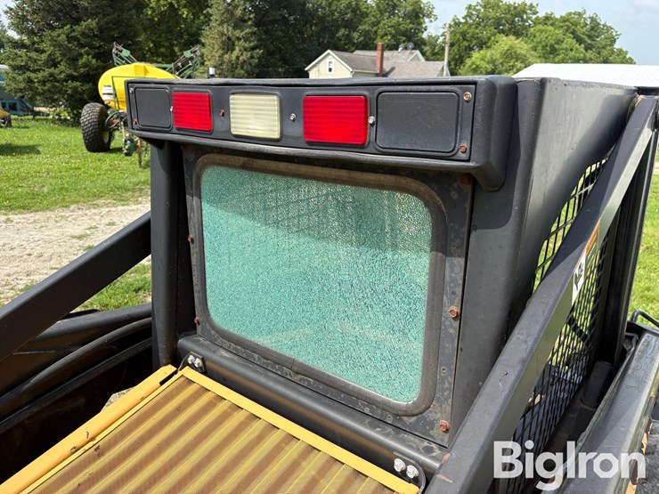 new-holland-lx565-image-17