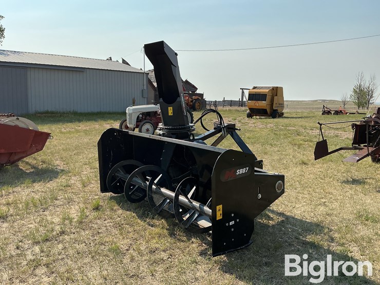 mk-martin-sb87-bk-single-auger-snow-blower-image-1