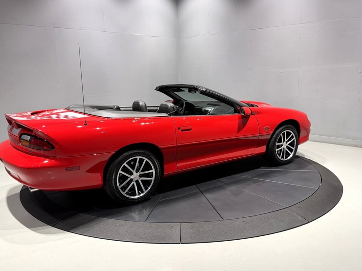 #1517-•-2002-chevrolet-camaro-ss-image-59